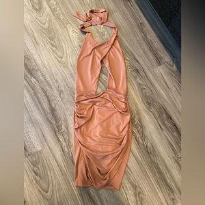 Pink keyhole front/tied back mini dress XS